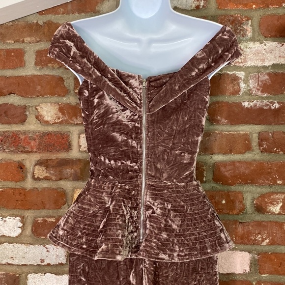 L’ Atiste Lavender Crushed Velvet Off the Shoulder Midi Dress size small summer - Picture 11 of 14